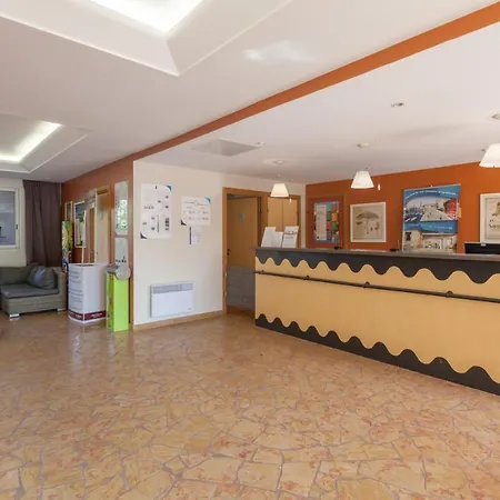 Rezort Le Hameau De La Pinede 3p 5/6p 4s Hyères