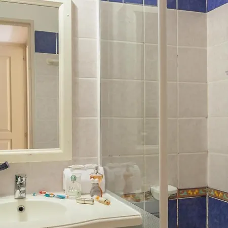 Rezort Le Hameau De La Pinede 3p 5/6p 4s Hyères
